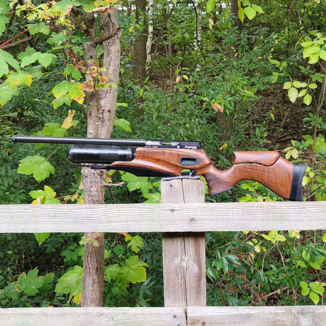 DAYSTATE REDWOLF WALNUT .177
