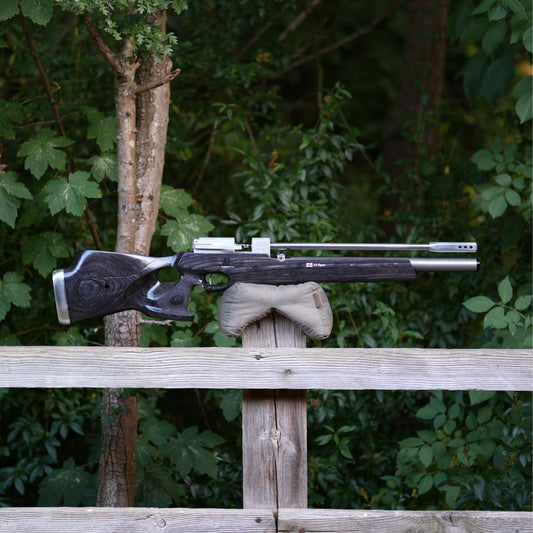 RAW TM1000 THUMBHOLE BLACK LAMINATE .177