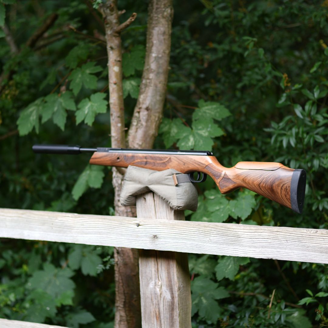 COMETA FENIX 400 USC PREMIER WALNUT .177