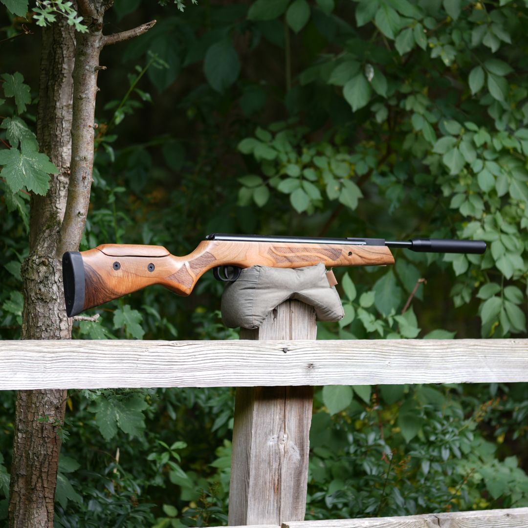 COMETA FENIX 400 USC PREMIER WALNUT .177