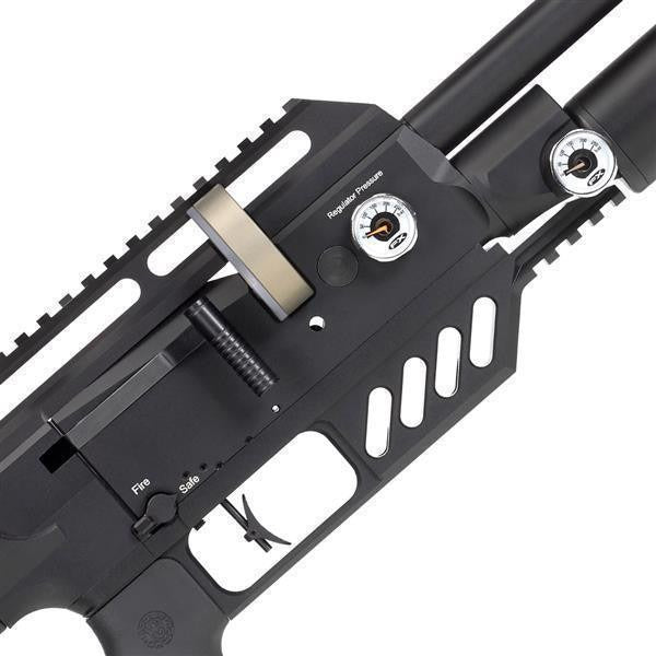 FX Dreamline Tactical Compact action close-up